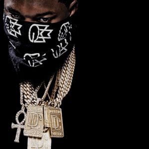 Meet your Posher, Moises